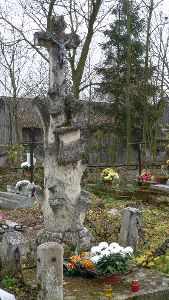 pomnik ks.Tłuchowskiego